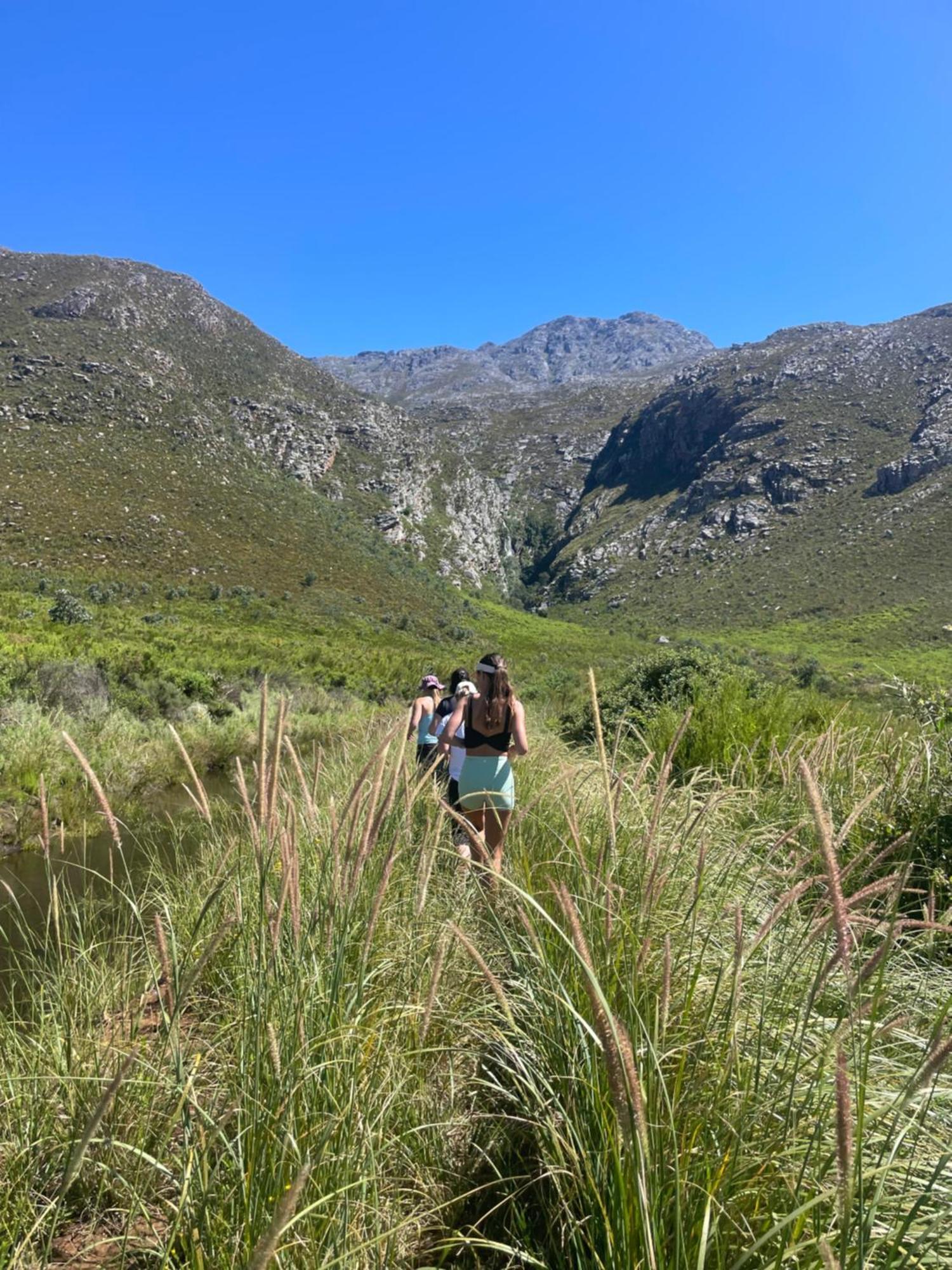 Swartberg Private Game Lodge Oudtshoorn Exterior photo
